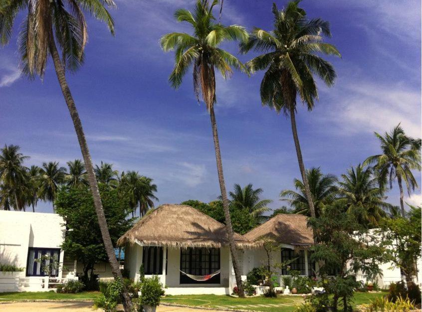 Laemsing Whitehouse Resort Laem Sing Exterior foto